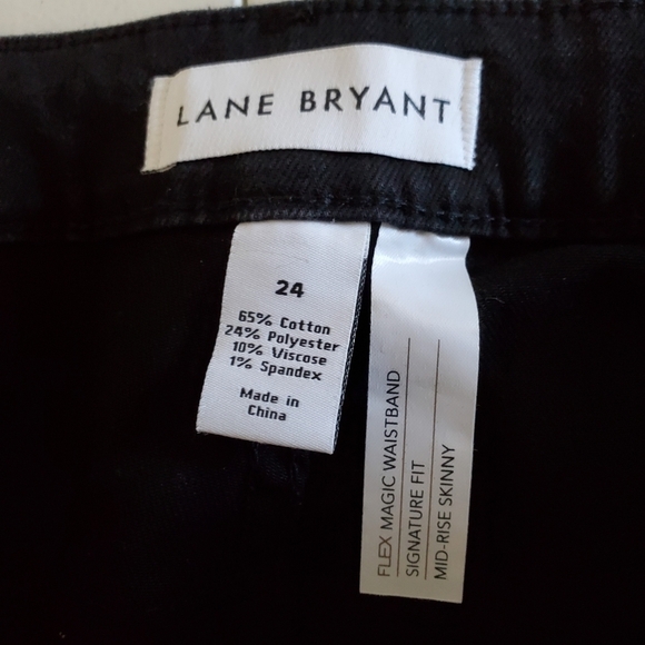 NWT Lane Bryant Signature Fit Hi-Rise Jeans Size 24 Raw Hem Stretch Distressed - Picture 11 of 13